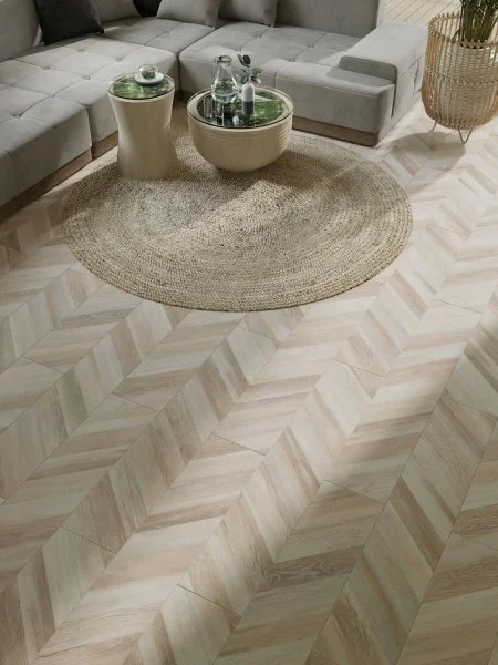 Ламинат Egger PRO 8/33 4V Large Дуб Кестинкорт Шампань правая EPL242F4CR в Оренбурге