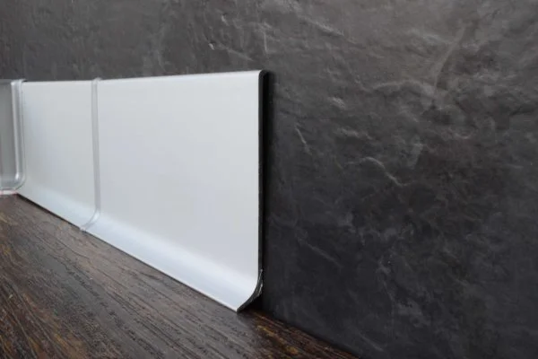 Алюминиевый плинтус ЭлитПроф Анодированный Плоский (60х11х2500 мм) в Оренбурге