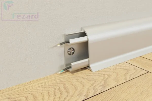 Алюминиевый плинтус Fezard Серебро 43х22х2,5м в Оренбурге