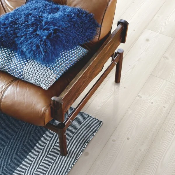 Ламинат Pergo Skara Pro Состаренная Белая Сосна L1251-03373 в Оренбурге