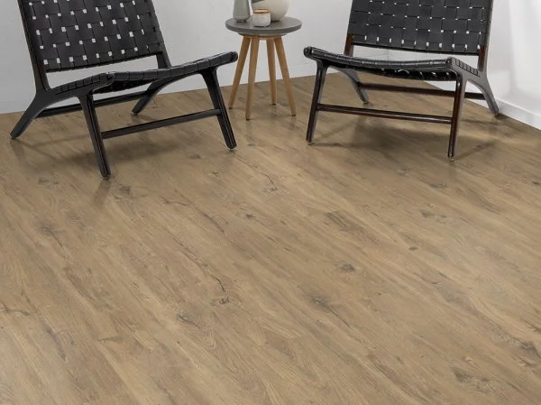 Ламинат Egger PRO 8/33 Дуб Ла-Манча EPL018 в Оренбурге