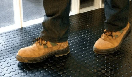 Противоскользящее резиновое покрытие Пятачки (1,0х10м) в Оренбурге